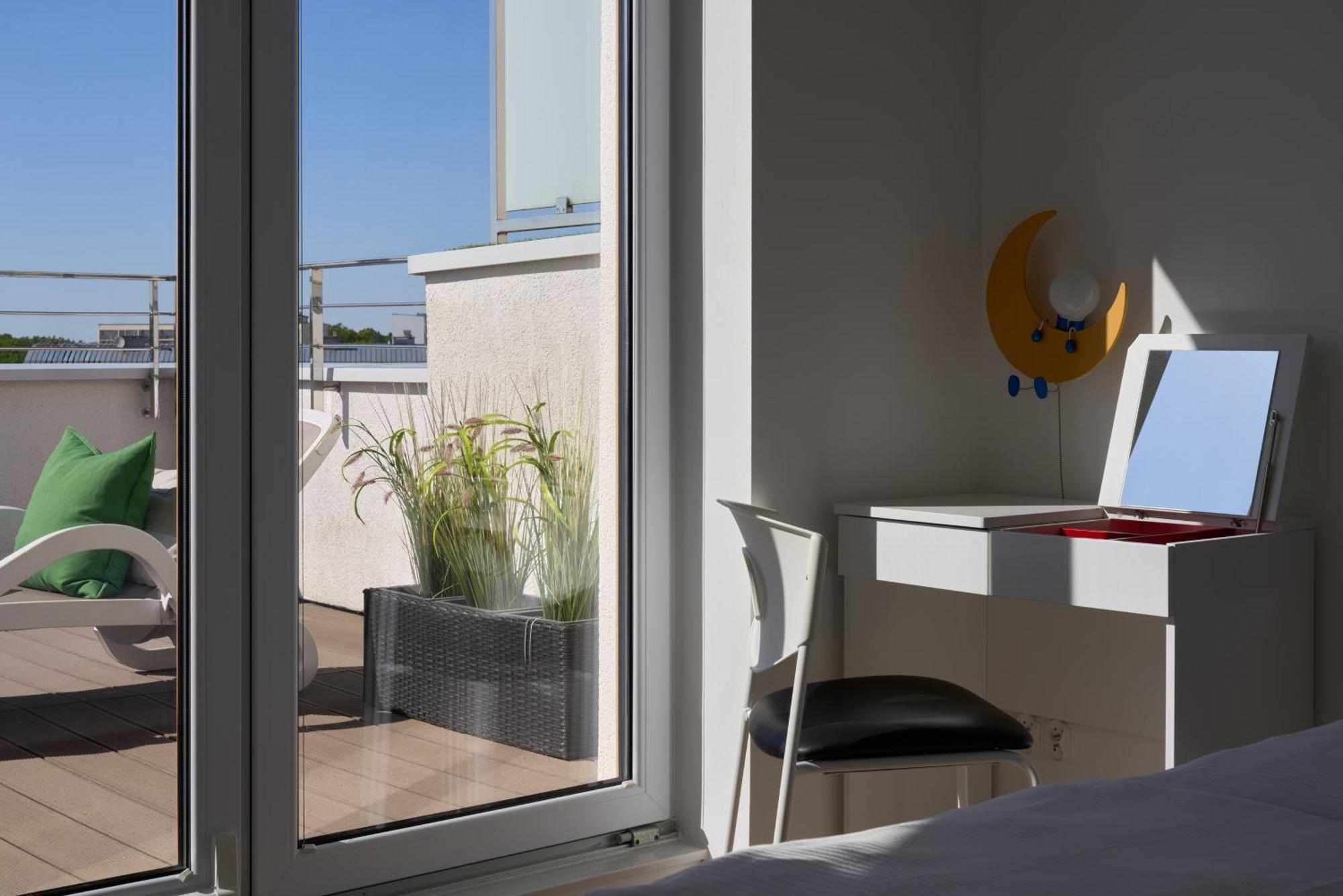 Apartament Z Tarasem Panorama Kołobrzeg Exterior foto